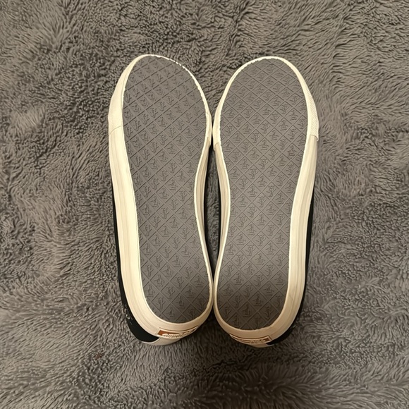 Penguin Sneakers - Picture 2 of 6